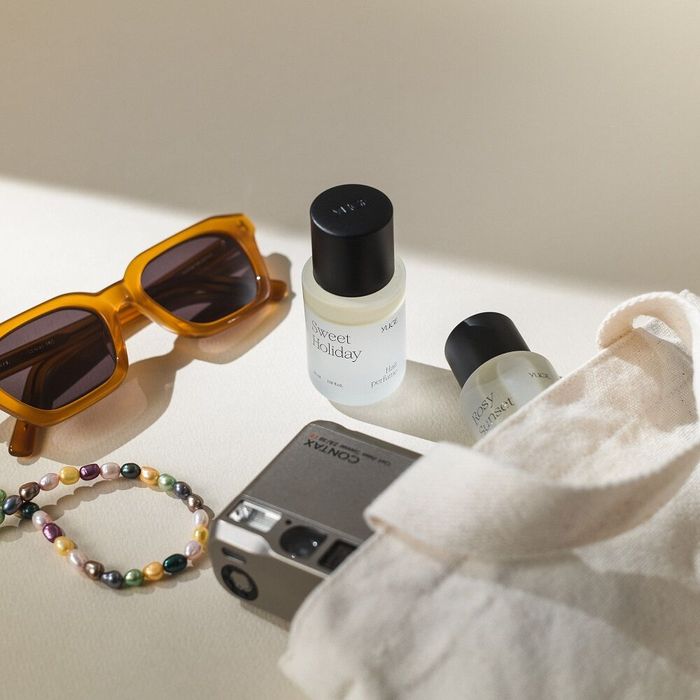 Use Sweet Holiday Hair Perfume 004 30ml by Yuz - Available at allkpopmag. Price: $29.28.