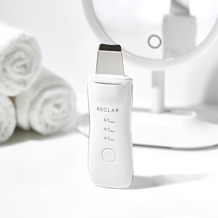 Reclear Galvanic Water Peeling Device Silver S - Gentle Exfoliator by Reclaire - Available at allkpopmag. Price: $107.58.