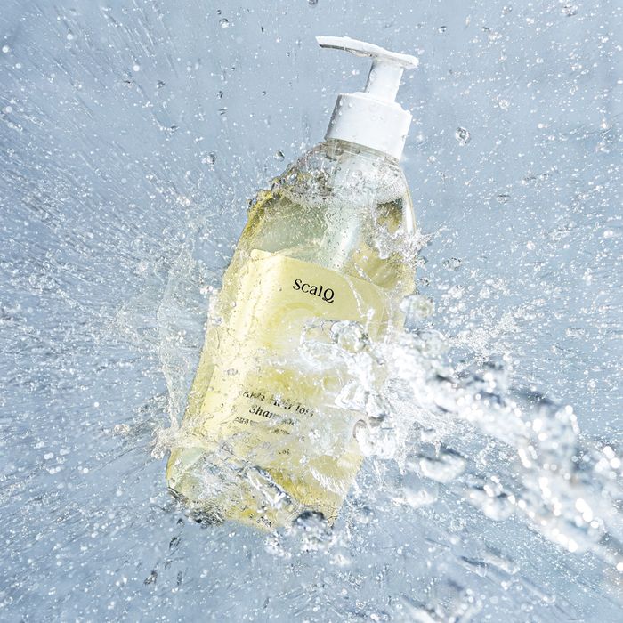 500ml Hair Loss Relief Functional Shampoo by ScalQ - Available at allkpopmag. Price: $30.45.