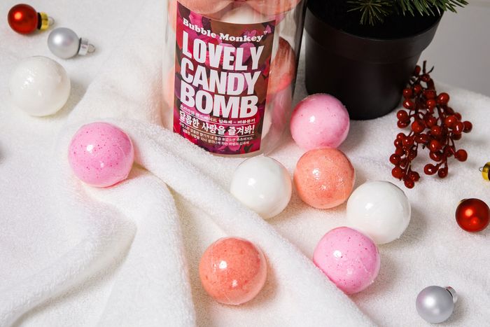 Bubble Monkey Lovely Candy Bath Bombs 30g x 10 Pack by Bubble Monkey - Available at allkpopmag. Price: $38.21.