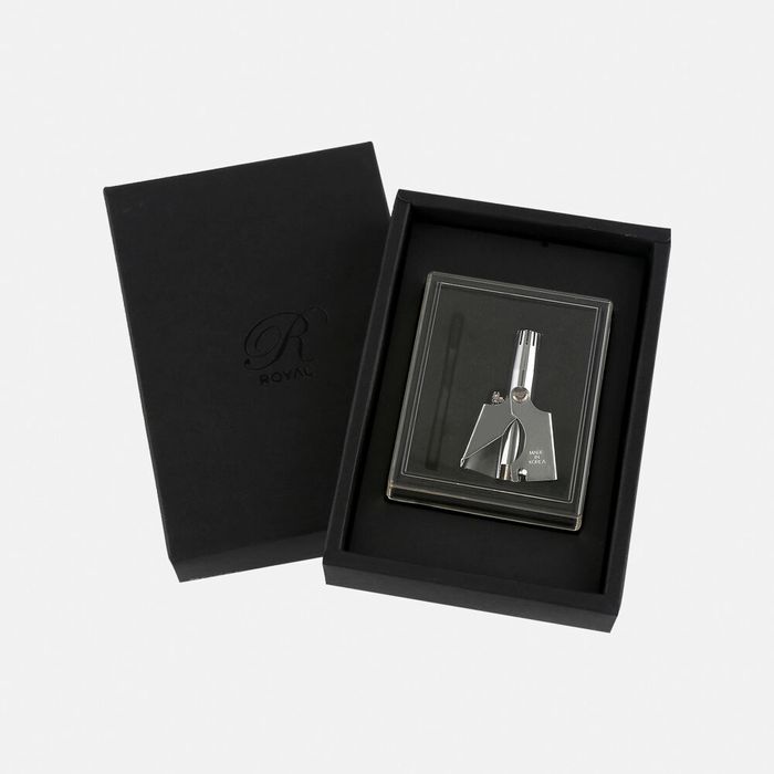 Bridie V4 Nose and Ear Hair Clipper by Royal Metal Industry - Available at allkpopmag. Price: $26.81.