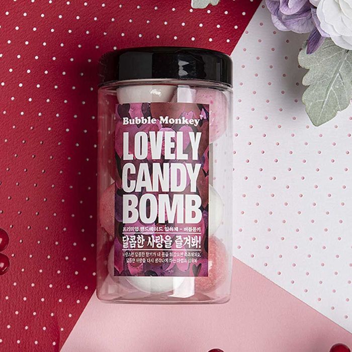 Bubble Monkey Lovely Candy Bath Bombs 30g x 10 Pack by Bubble Monkey - Available at allkpopmag. Price: $38.21.