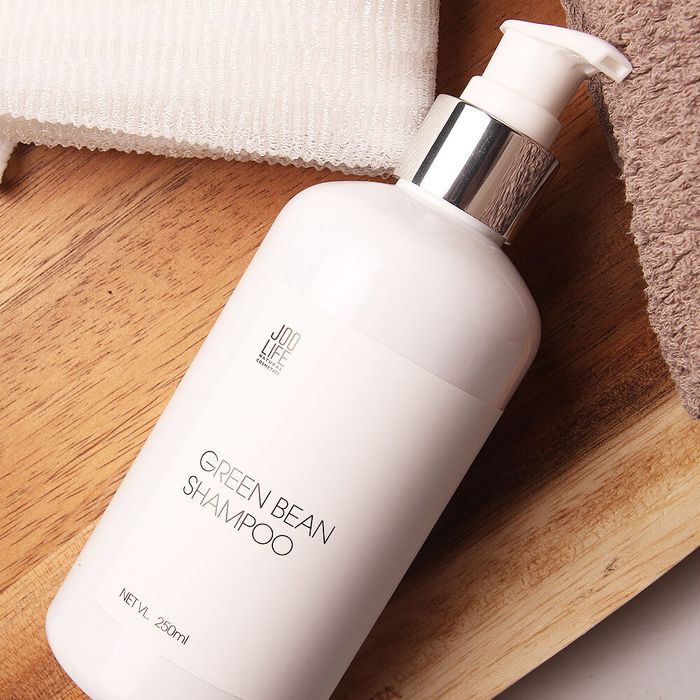 Green Bean Shampoo by JULIFE Natural Cosmetics - Available at allkpopmag. Price: $35.27.