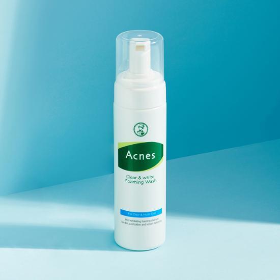 Acnes Clear & White Foaming Wash 150ml