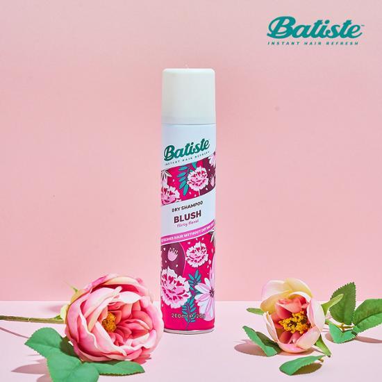 Batiste Dry Shampoo Blush 200ml - Refreshing hair care solution for instant volume and fragrance, ideal for K-Beauty enthusiasts.