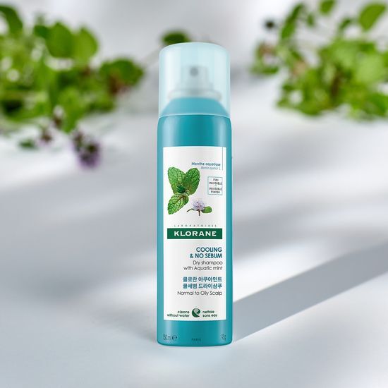 150ml Klorane Aquamint Cool Sebum Dry Shampoo for oily hair, featuring mint extract for a refreshing cleanse, part of K-Beauty hair care.