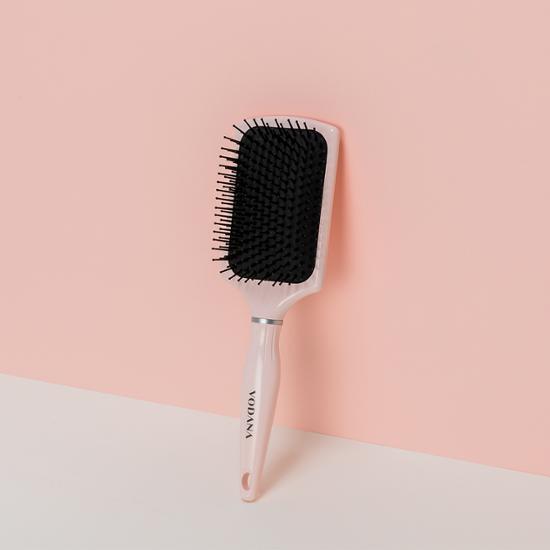 Bodyna Gorgeous Pink Cushion Brush