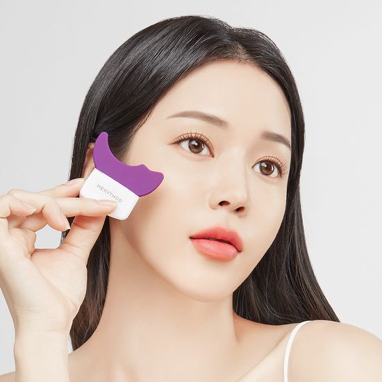 Pack of 3 Merry Sood Clean Touch Eye Guard beauty tools for makeup application, featuring K-Beauty design.