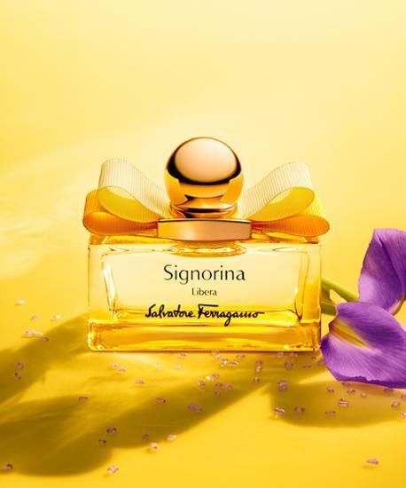 Salvatore Ferragamo Signorina Ribera EDP 30ml - Elegant fragrance for women in a stylish bottle, showcasing the essence of luxury and sophistication.