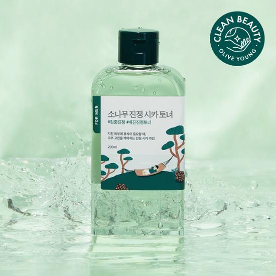 Round Lab For Men Pine Calming Cica Toner 200ml - K-Beauty skincare toner designed to soothe and calm the skin.