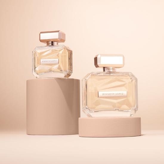 Jennifer Lopez Promise Eau de Parfum 30ml - a captivating fragrance from JLo, perfect for personal care and beauty enthusiasts.
