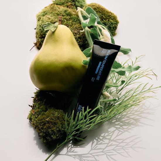 Venuement Solid Perfume 30ml - a luxurious K-Beauty fragrance in a sleek container, perfect for personal care.