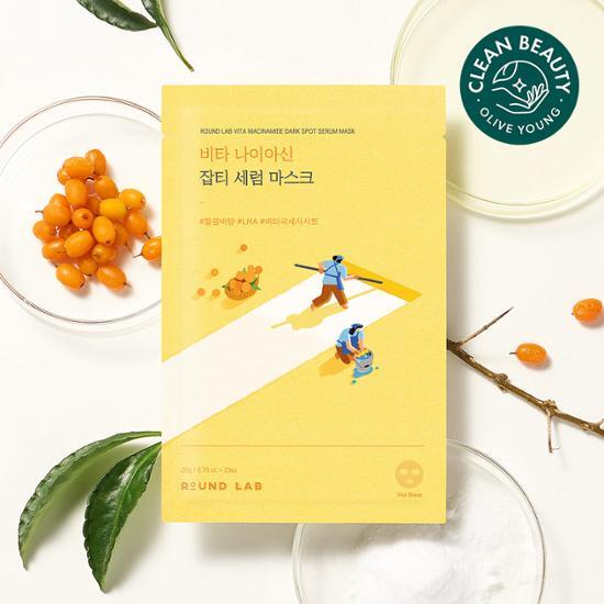 Round Lab Vita Niacin Spot Serum Mask (1 Sheet) - K-Beauty skincare product for brightening and revitalizing skin.