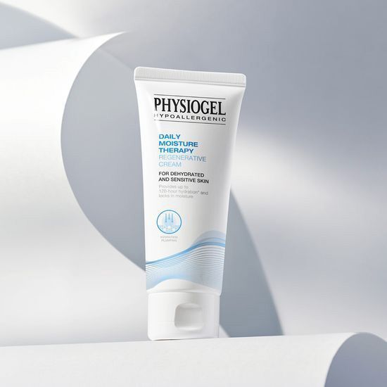 Physiogel DMT Regenerative Cream 100ml - a hydrating skincare moisturizer for healthy skin, part of K-Beauty line.