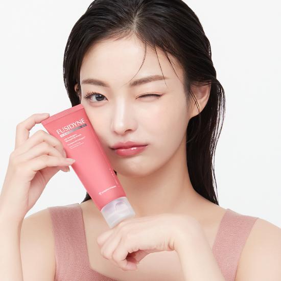 100ml Hushidaine Derma Pore 4D Collagen Wrapping Mask for skincare, ideal for K-Beauty enthusiasts seeking effective masks.