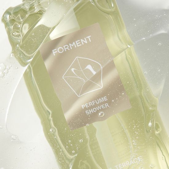 500ml Pohment Perfume Shower Gel with Basil Terrace scent, designed for men's beauty and personal care.