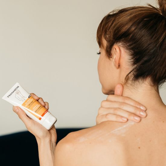 Pranarom Aromalife Cream 100ml - Hydrating body care moisturizer for healthy skin, featuring K-Beauty ingredients.