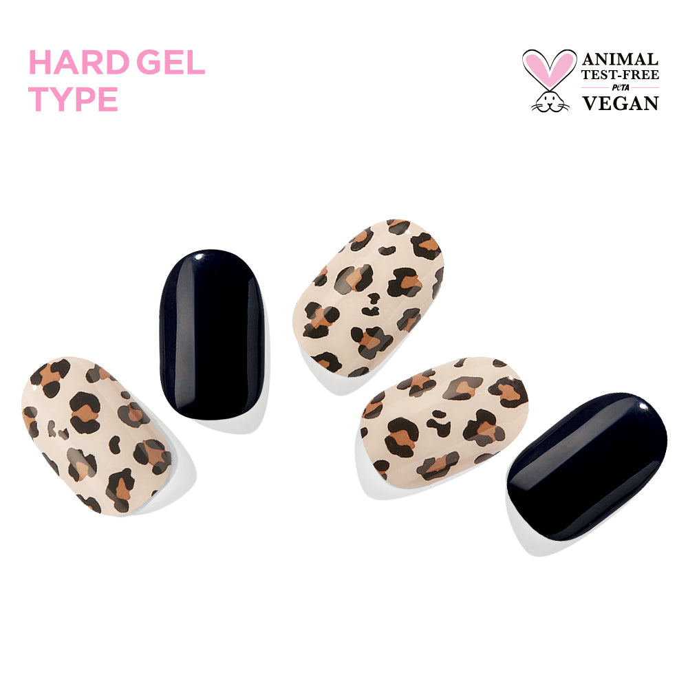 leopard-black-nail-strips