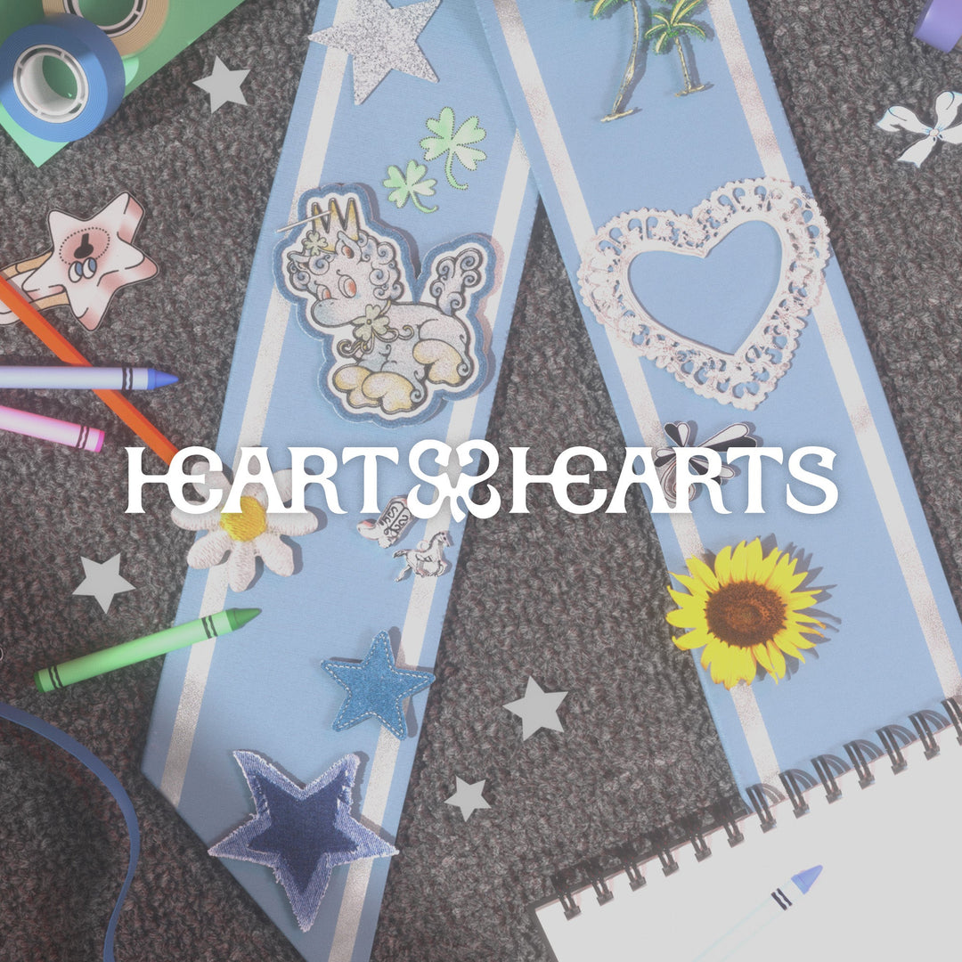 hearts2hearts-1st-single-album-the-chase-photo-book-ver
