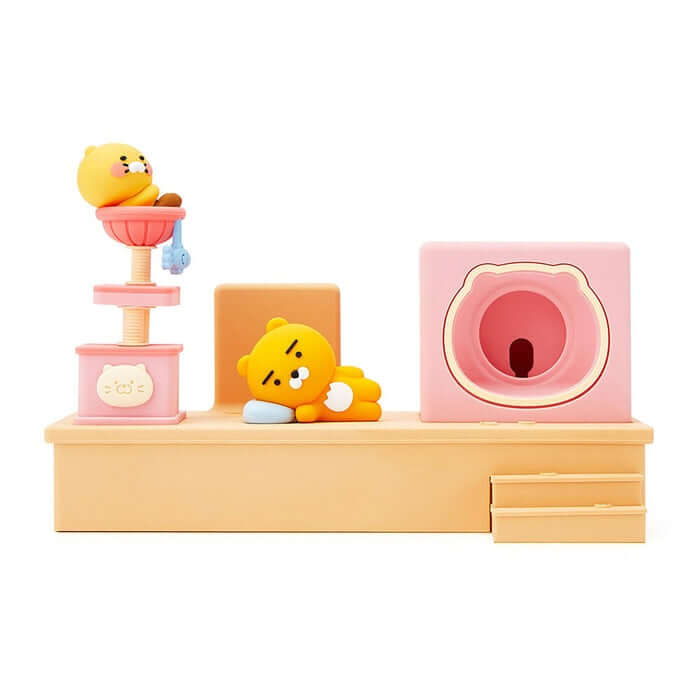 Triple Apple Charging Dock - Ryan & Chunsik by Kakao Friends - Available at allkpopmag. Price: $49.38.