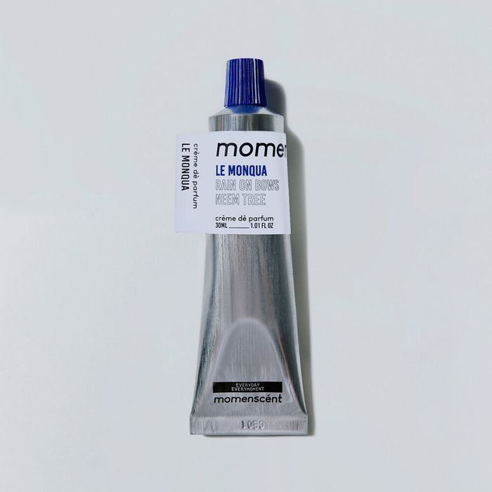 Gift Wrapped Mandarin Scent Solid Perfume 30ml by Le Mon Coeur by Momentcent - Available at allkpopmag. Price: $42.33.
