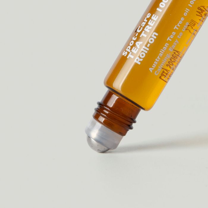 [Pure Australian 100%] Spot Care Tea Tree 100 Roll-On by Lazy Society - Available at allkpopmag. Price: $18.69.