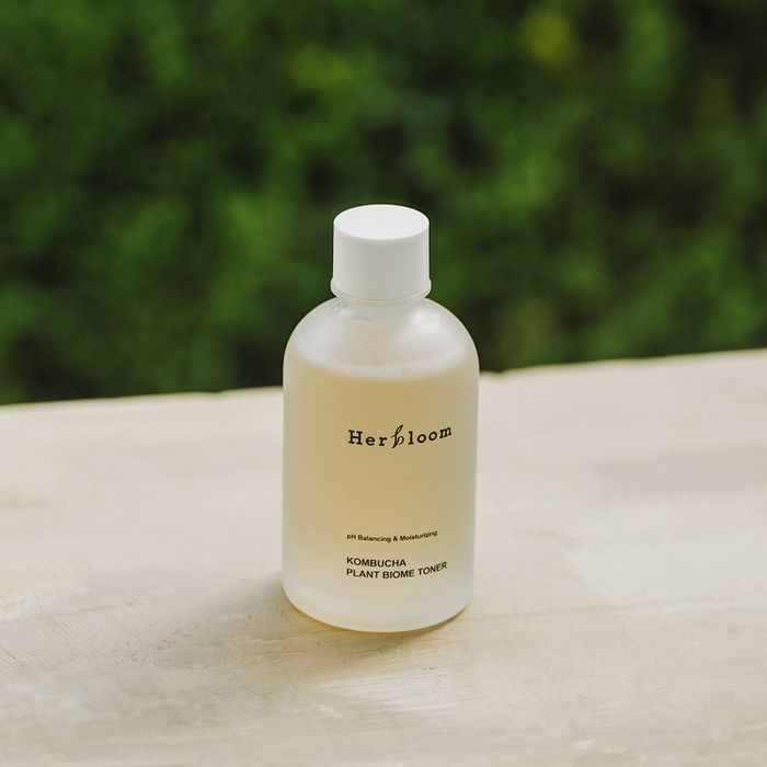 Kombucha Plant Biome Vegan Toner by Hubble Room - Available at allkpopmag. Price: $31.75.