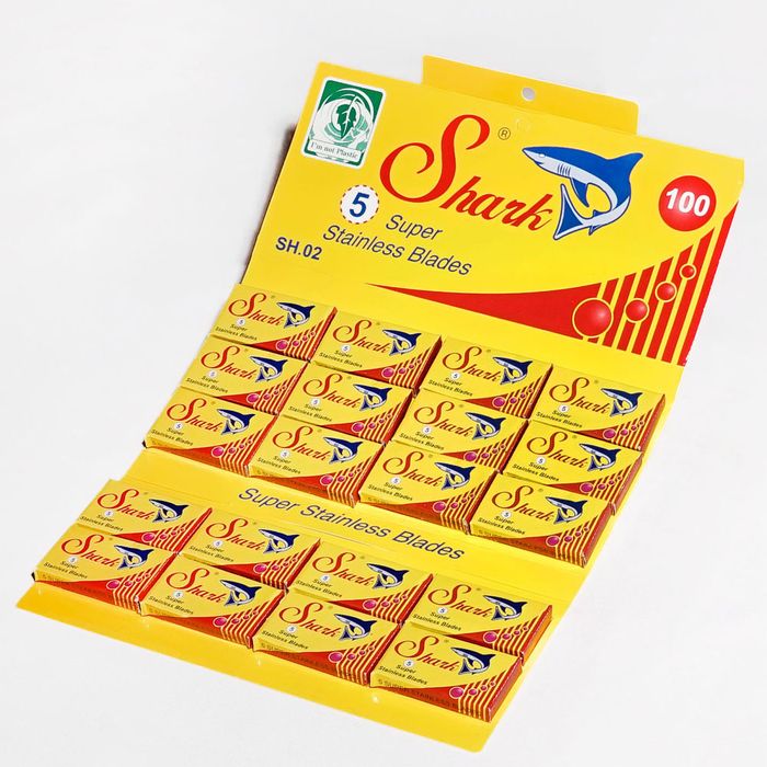 Shark Razor Blades 20 Pack (100 Blades) by Barbero - Available at allkpopmag. Price: $46.21.