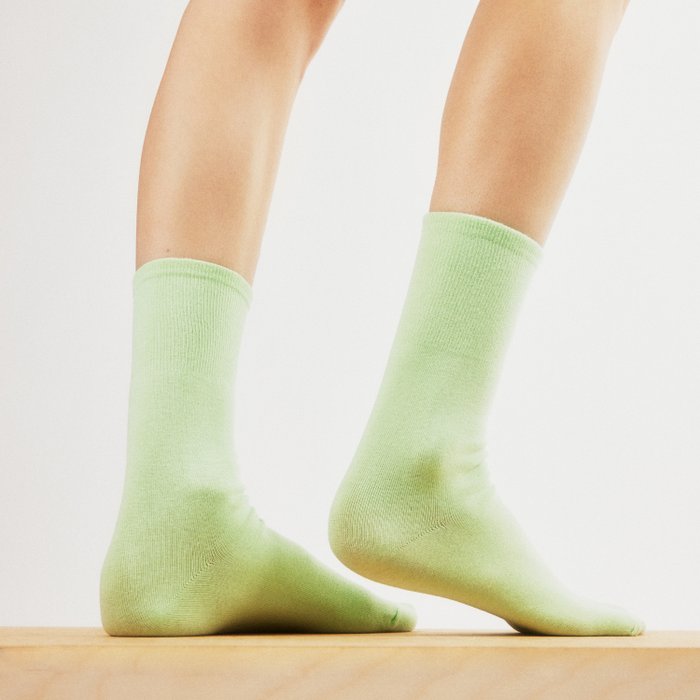 Perfect Fit Solid Color Socks (Customizable Options) by Boshun - Available at allkpopmag. Price: $9.81.