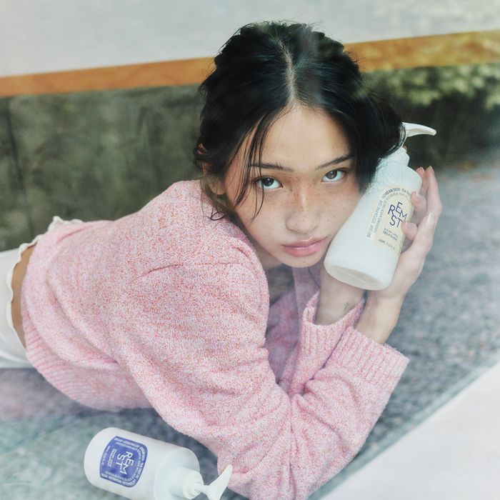 Remst Shampoo & Treatment Set 400ml by Remst - Available at allkpopmag. Price: $69.37.