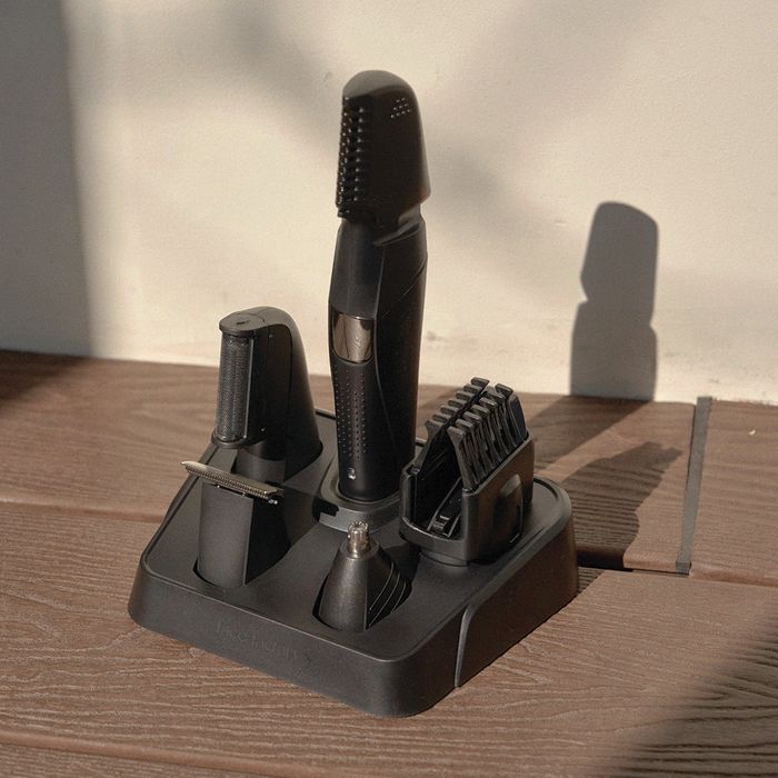 [Pre-Order 241220] Self-Care All-in-One Body Trimmer by Face Factory - Available at allkpopmag. Price: $75.13.