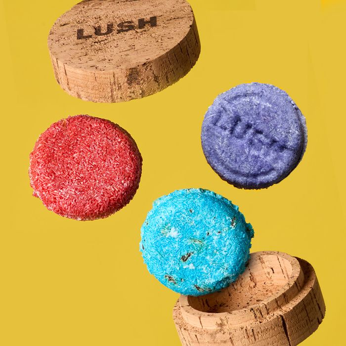 [Zero Waste] Shampoo Bar + Shopping Bag (Choose 1 of 11) by Lush - Available at allkpopmag. Price: $26.46.