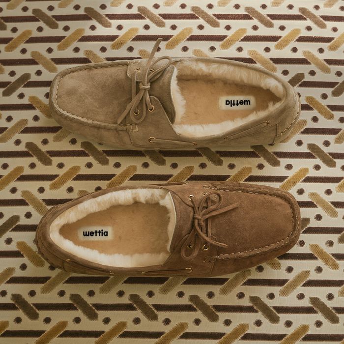 [Exclusive] Real Leather Sheepskin Moccasin Suede Loafers WBFL41540 by Wittia - Available at allkpopmag. Price: $135.10.