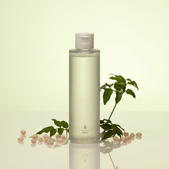 The Serum Cleanser by Slow Sophie - Available at allkpopmag. Price: $41.15.