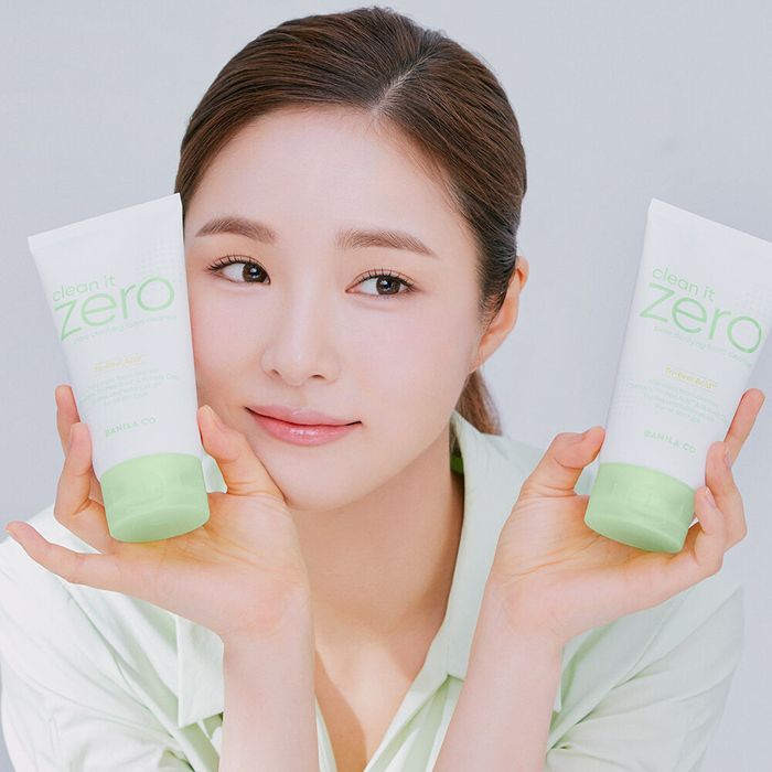 Clean It Zero Pore Clarifying Foam Cleanser 150ml by Banila Co. - Available at allkpopmag. Price: $19.40.