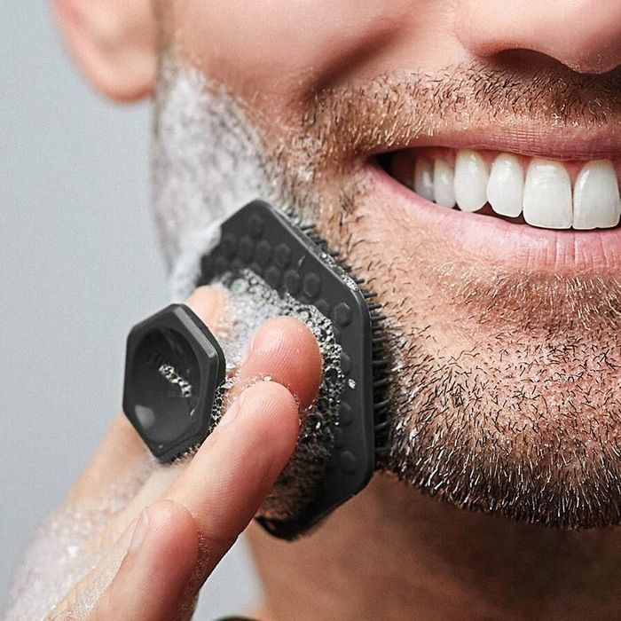 Tooletries Silicone Face Scrub & Holder by Thule Tetris - Available at allkpopmag. Price: $36.80.