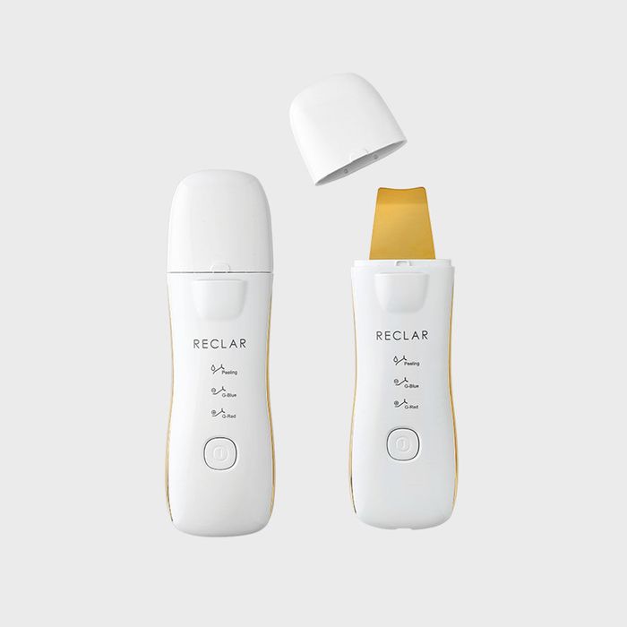 Galvanic Water Peeling Device G-Gold by Reclaire - Available at allkpopmag. Price: $142.86.