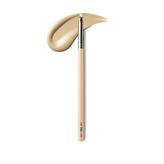 Small concealer brush from The Tool Lab, designed for precise application of makeup, perfect for K-beauty enthusiasts.