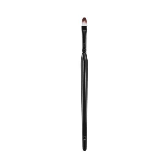 Suador S23 Short Concealer Brush for precise makeup application, ideal for K-Beauty enthusiasts.