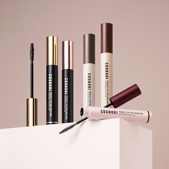 Cosnori Perfect Setting Waterproof Mascara in 01 Black, designed for long-lasting curl and definition, available in four vibrant colors.