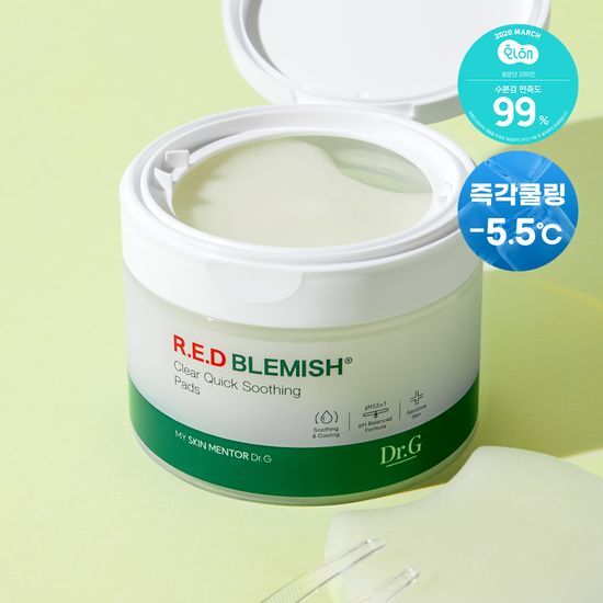 Dr.G Red Blemish Clear Quick Soothing Pads - 70 sheets, K-Beauty skincare solution for blemish relief.