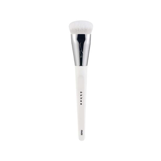 Suador Okhee White Radiance Foundation Brush (PIV01) - professional beauty tool for flawless makeup application, perfect for K-Beauty enthusiasts.