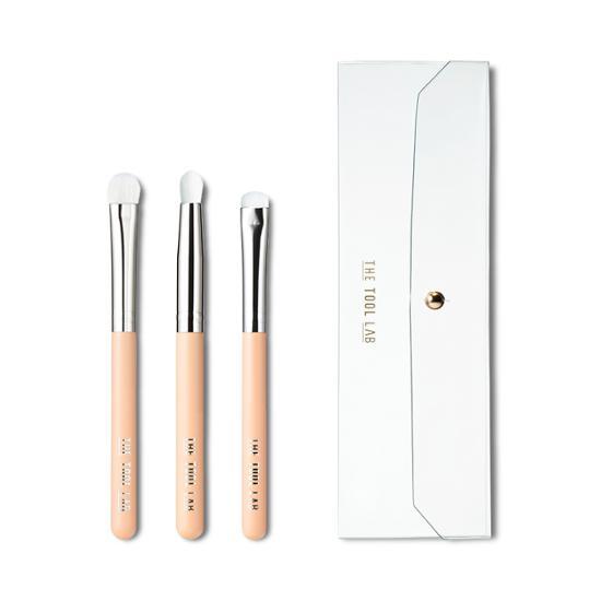 Mini Eye Trio Eyeshadow Brush from The Tool Lab, perfect for precise makeup application, featuring K-Beauty design.