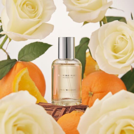 Burberry Weekend for Women EDP 30ml and 100ml bottles, showcasing a sophisticated fragrance perfect for everyday wear.