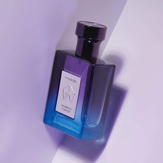 Alt text: Pohment Signature Perfume 50ml - Cotton Deer Night, a luxurious fragrance for men, featured in an elegant bottle, ideal for K-Beauty enthusiasts.