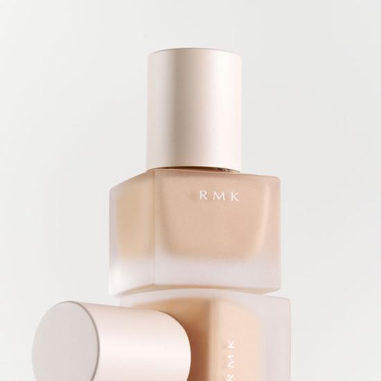 RMK Liquid Foundation in a 200-liter container, ideal for professional use, showcasing RMK branding.