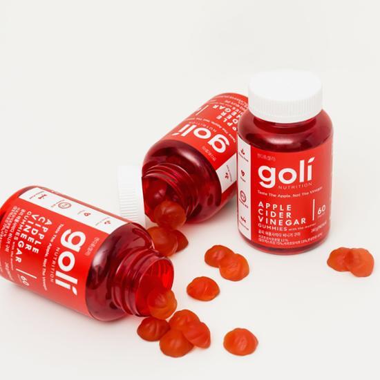 Goli Apple Cider Vinegar Gummies - 240g bottle containing 60 gummies, offering a 1-month supply for health and wellness.