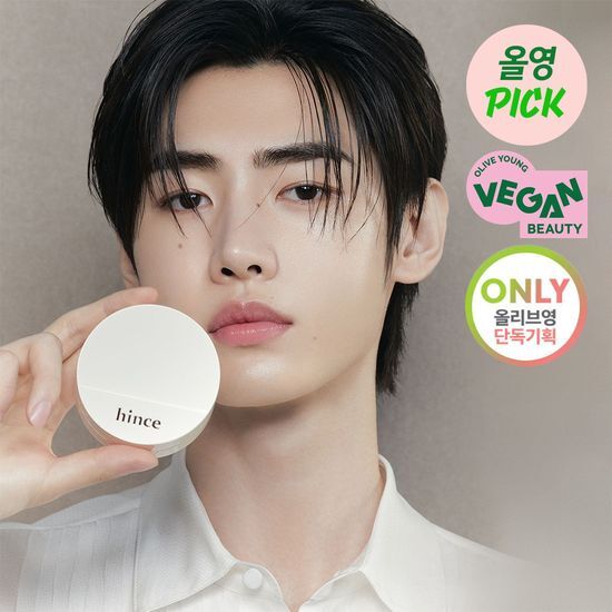 Hince Second Skin Glow Cushion in 17 Porcelain, featuring main product and refill for a flawless complexion.