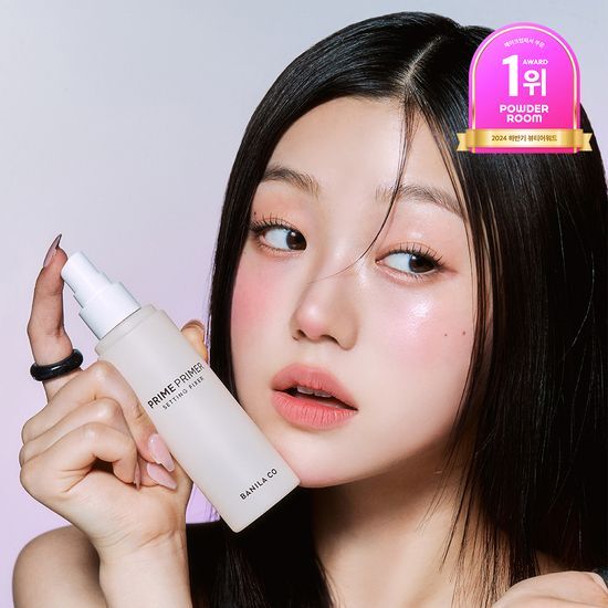 Vanilla Co Prime Primer Setting Fixer 100ml - A lightweight makeup setting spray designed to enhance and prolong your makeup wear, featuring the BANILA CO logo.