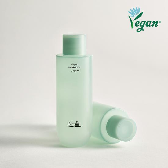 150ml bottle of Hanyul Mugwort Hydrating Soothing Toner, a K-Beauty skincare product designed to hydrate and soothe the skin.